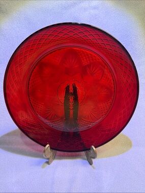 Cristal D'Arques Duran Ruby Cut Glass 10-in Dinner Plate